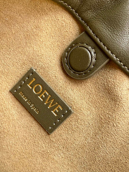 Loewe Flamenco
