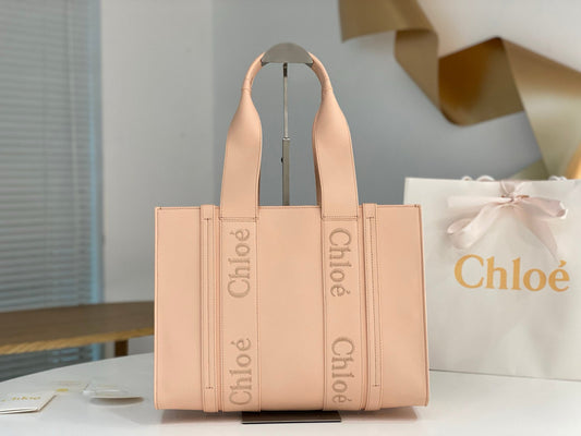 Chloe Woody Tote Bag