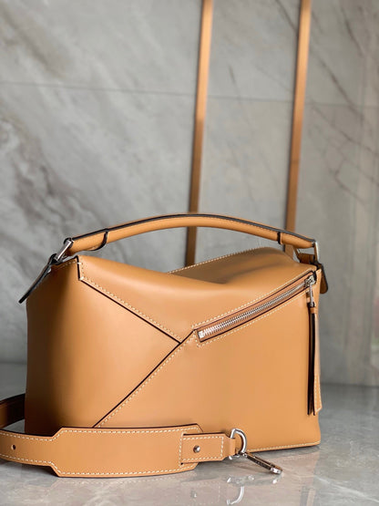 Loewe Puzzle Bag
