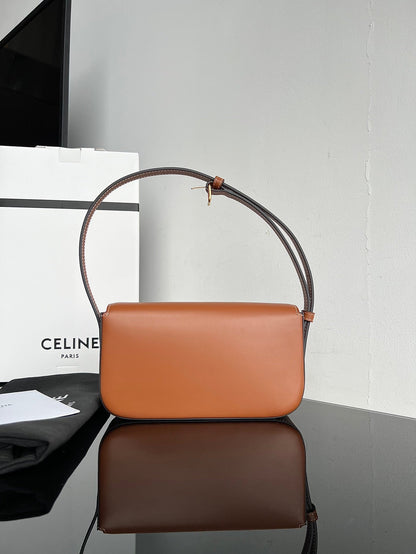 Celine Triomphe Hobo