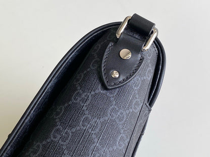 Gucci Messenger Bag