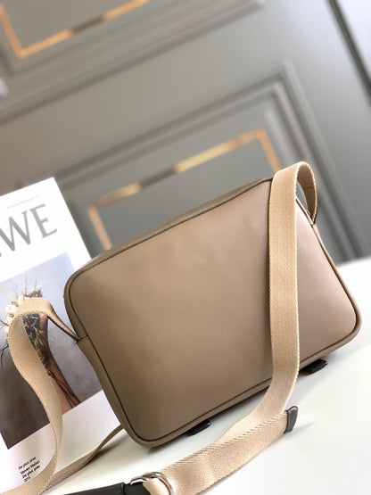Loewe Messenger Bag