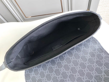Gucci Messenger Bag