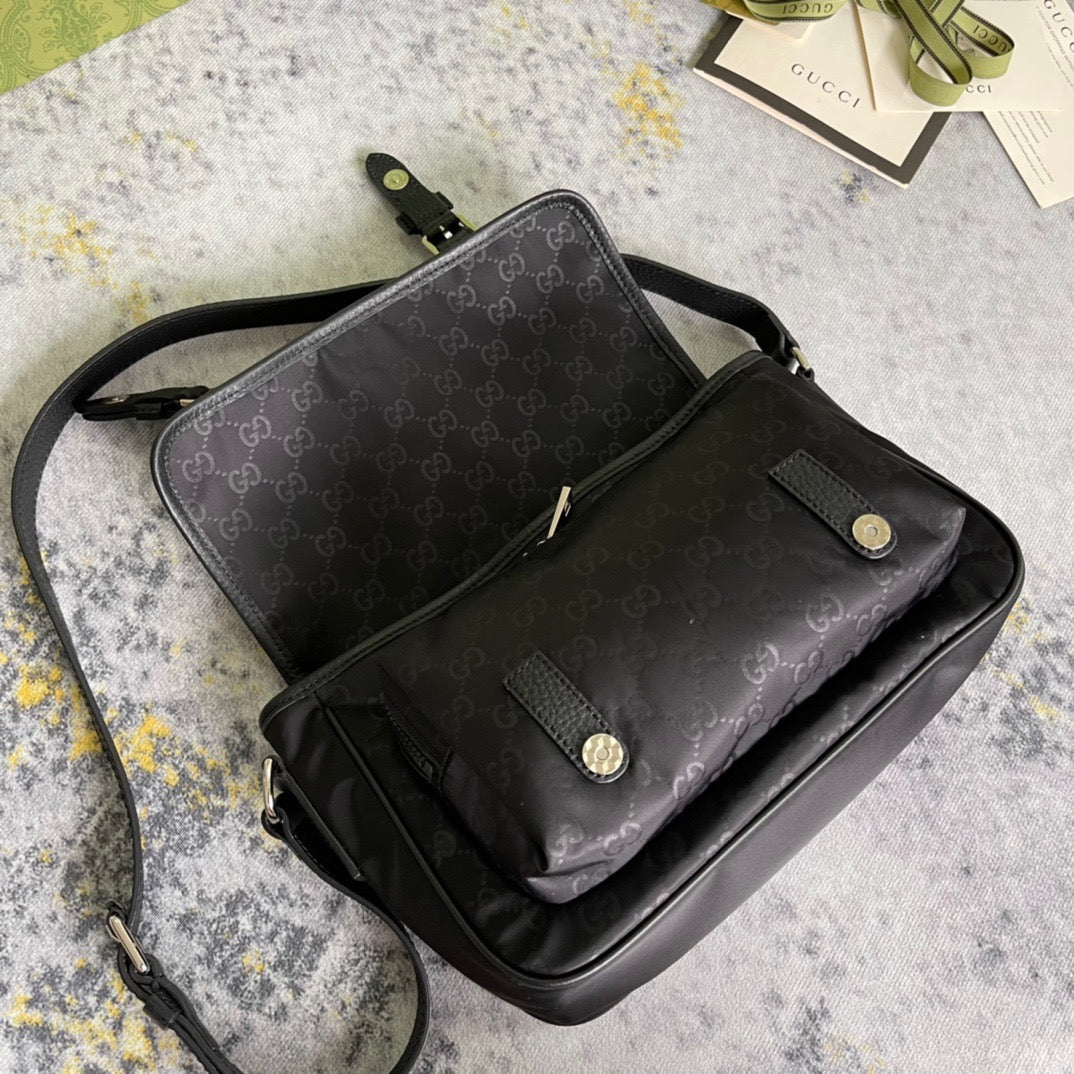 Gucci Messenger Bag