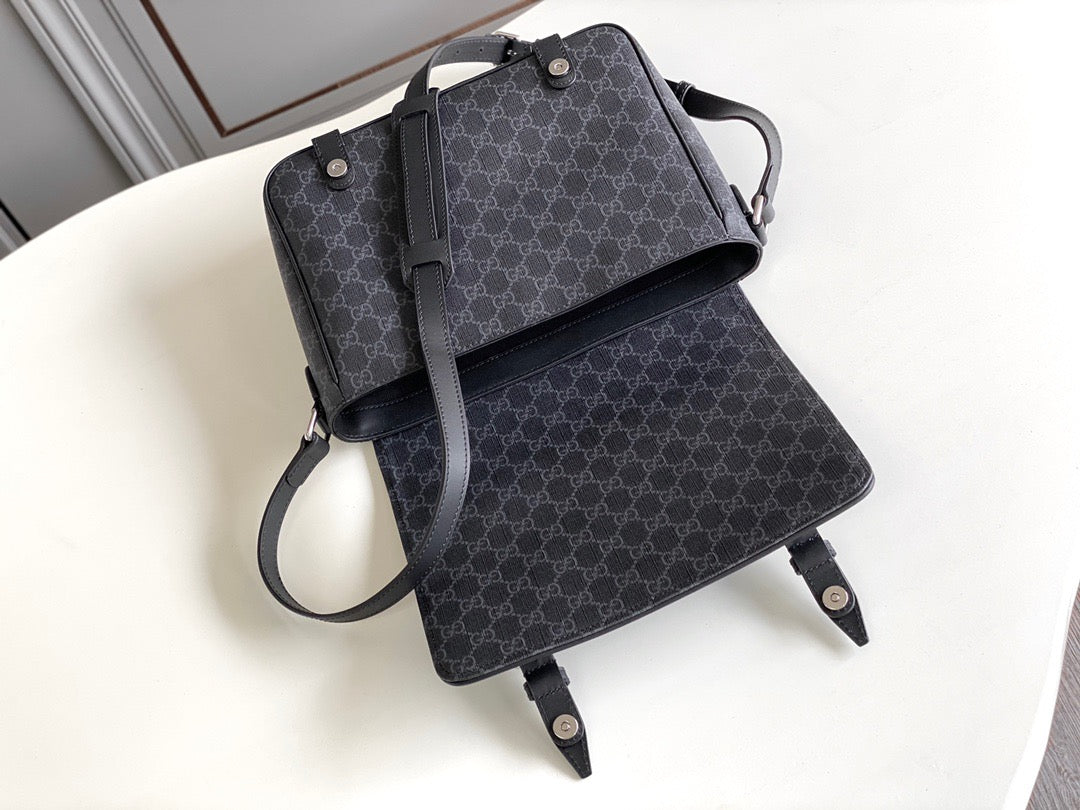 Gucci Messenger Bag