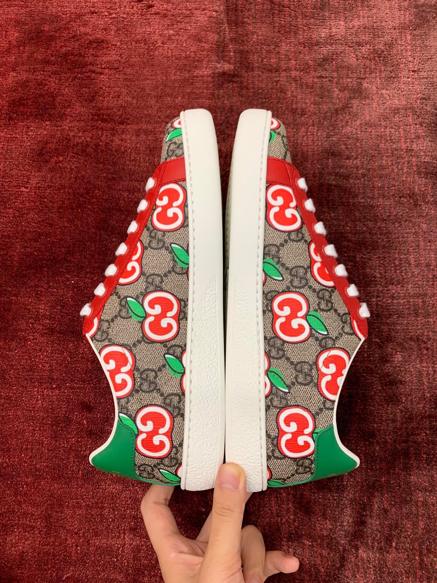 Gucci Sneakers