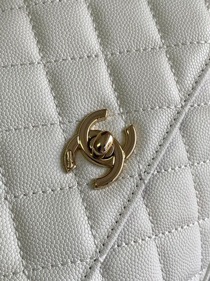 Chanel Coco Handle (23cm)