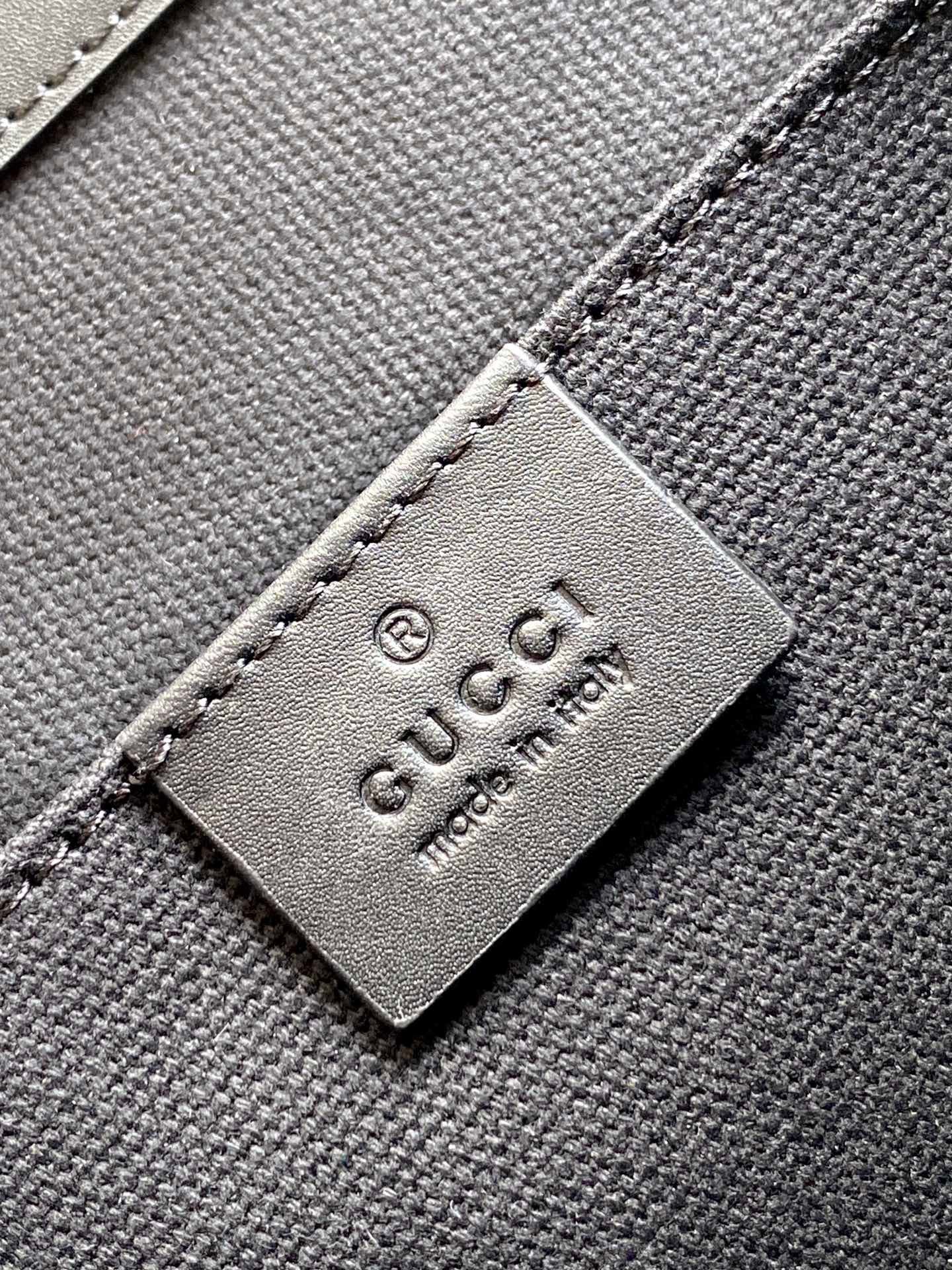 Gucci Messenger Bag