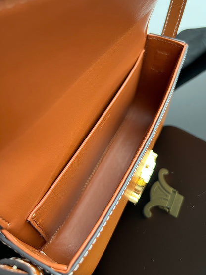 Celine Triomphe Hobo