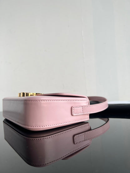 Celine Triomphe Hobo