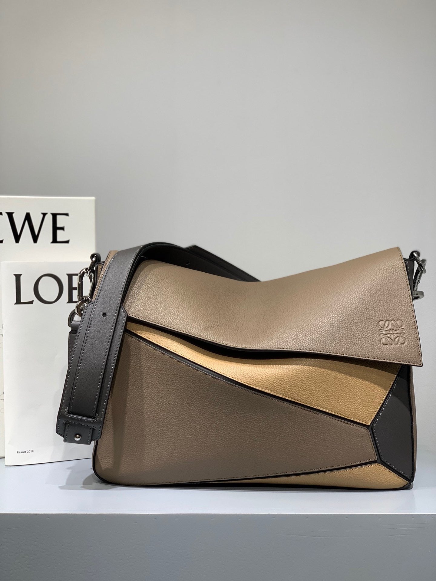 Loewe Puzzle Bag