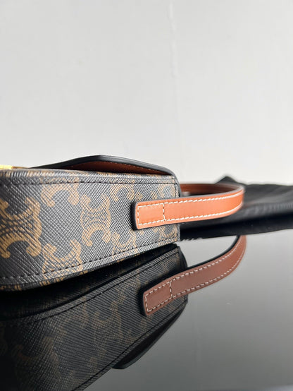 Celine Triomphe Hobo