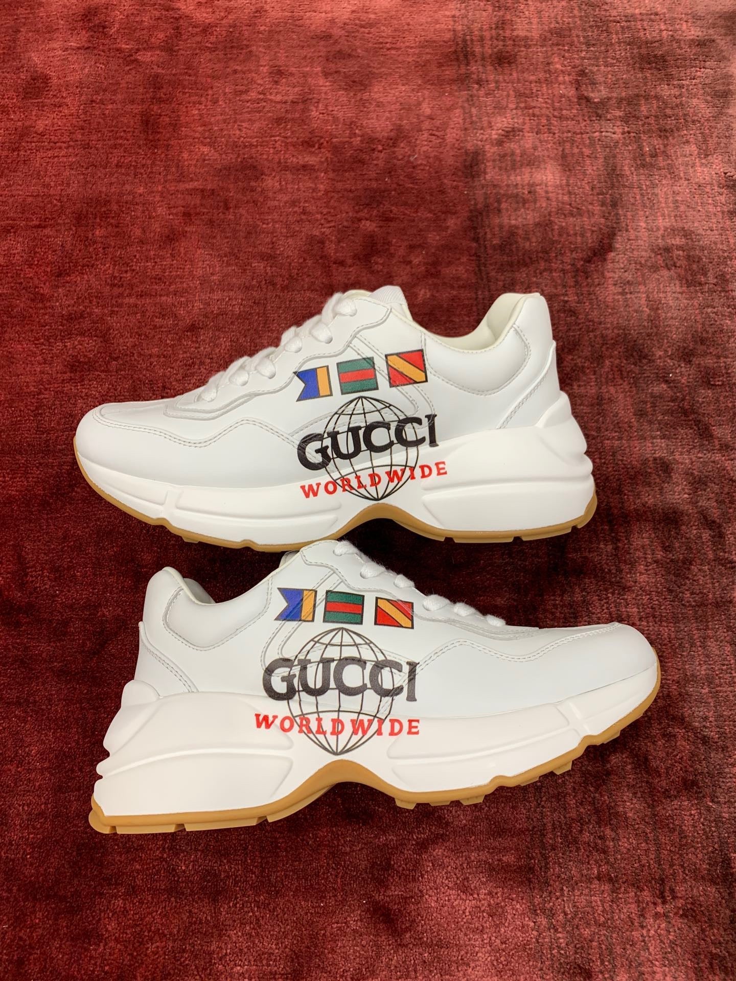 Gucci Sneakers