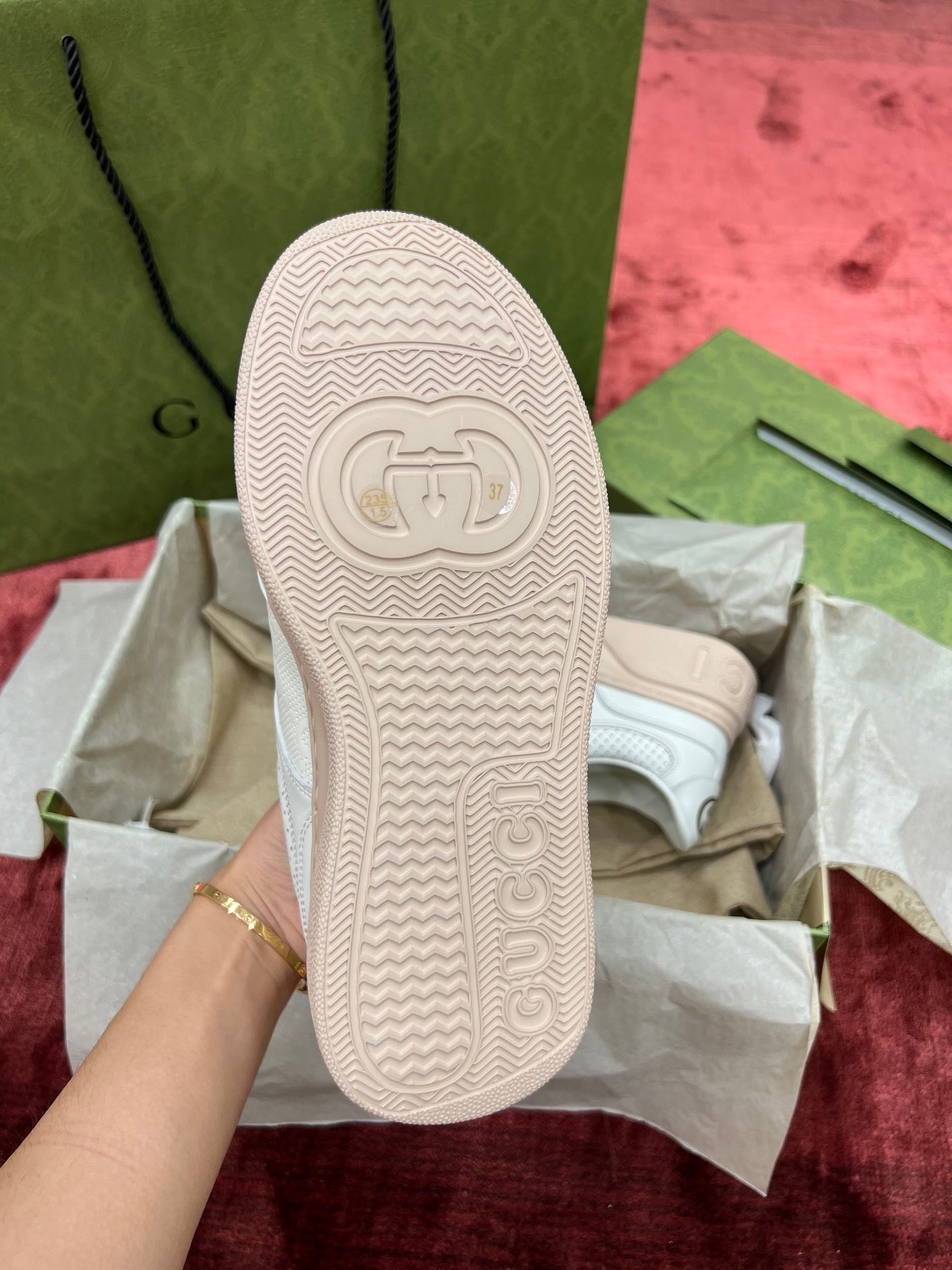 Gucci Sneakers