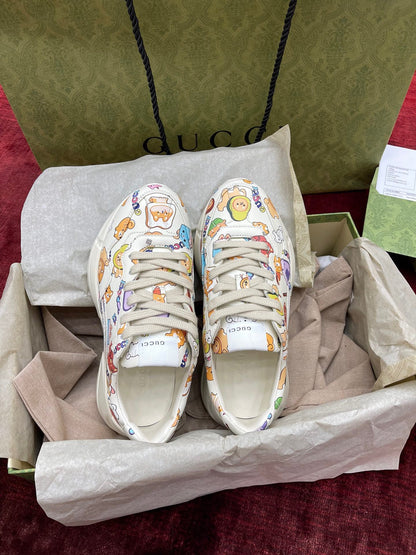 Gucci Sneakers