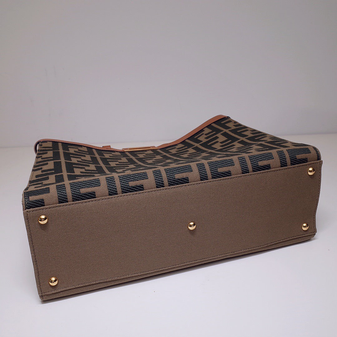 Fendi Tote