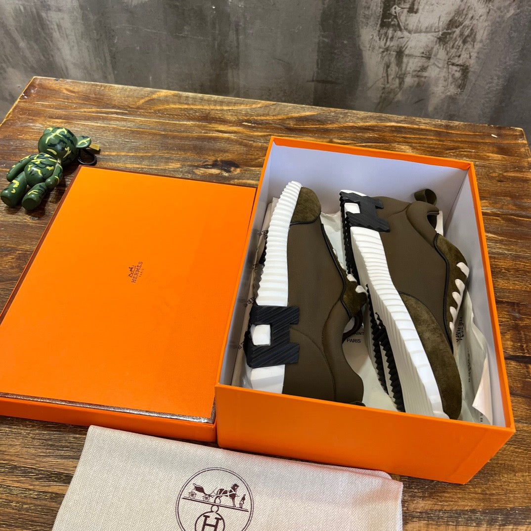 Hermes Sneakers