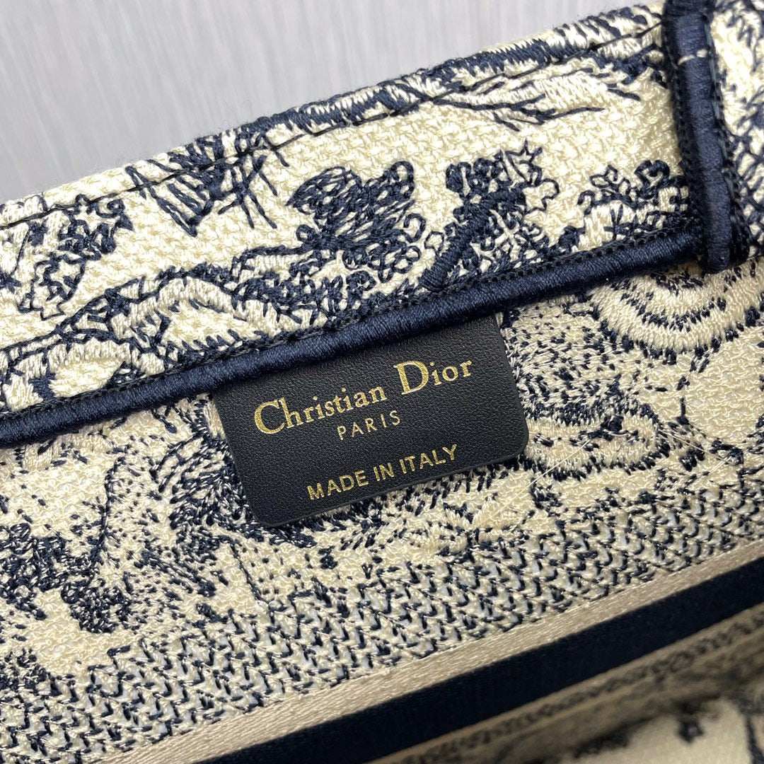 Dior BookTote