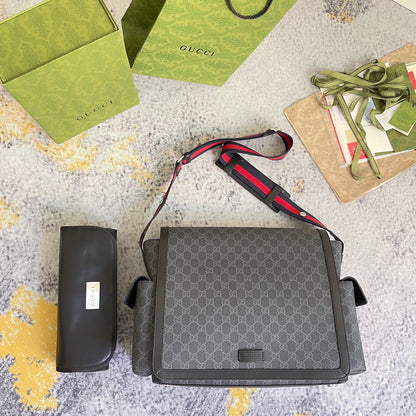 Gucci Messenger Bag