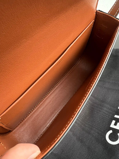 Celine Triomphe Hobo