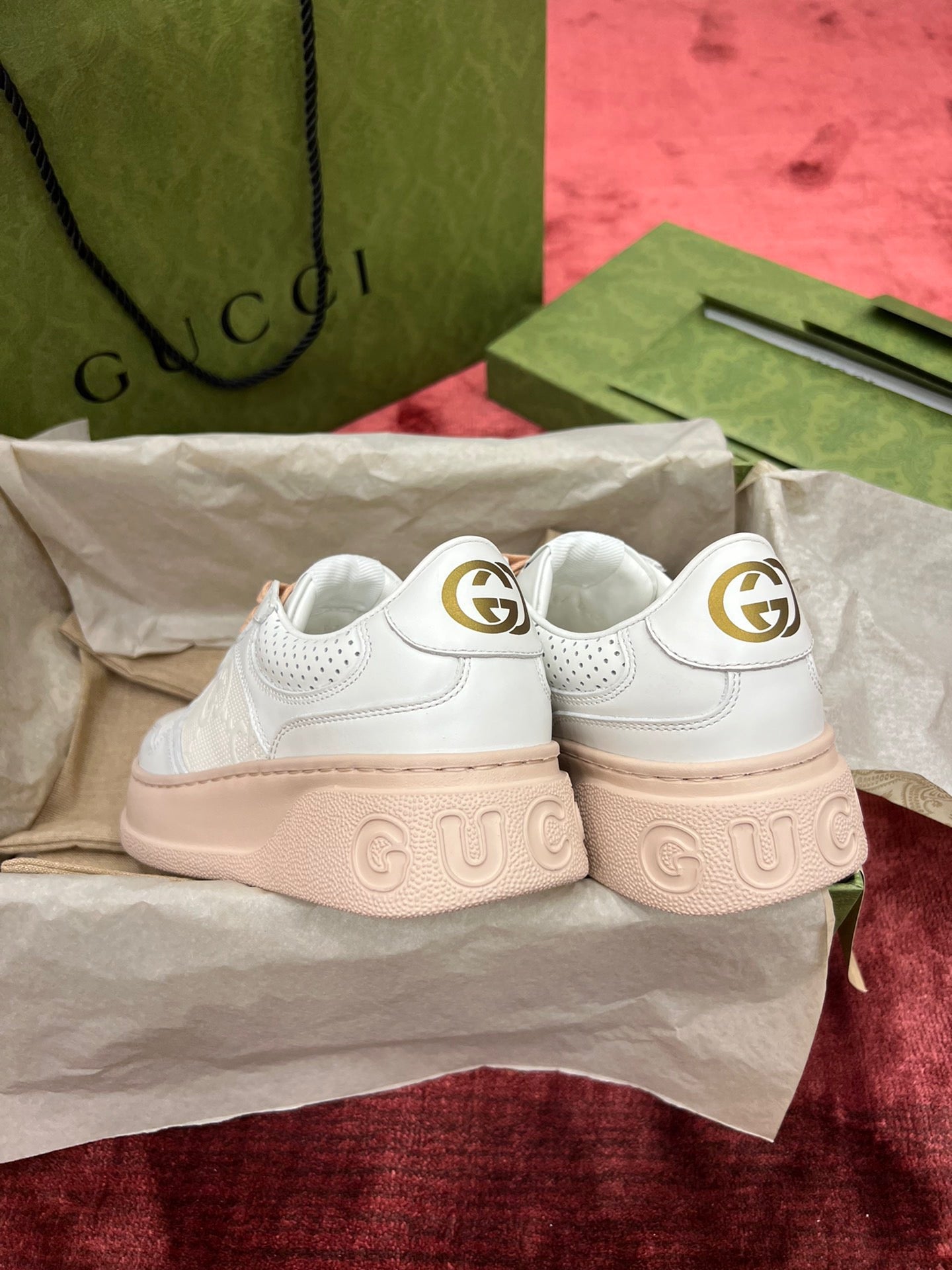 Gucci Sneakers