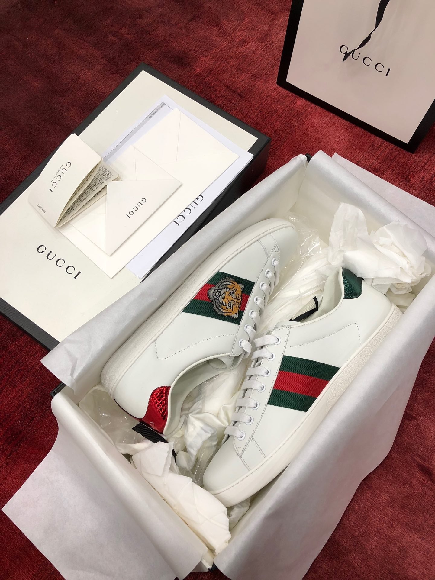Gucci Sneakers
