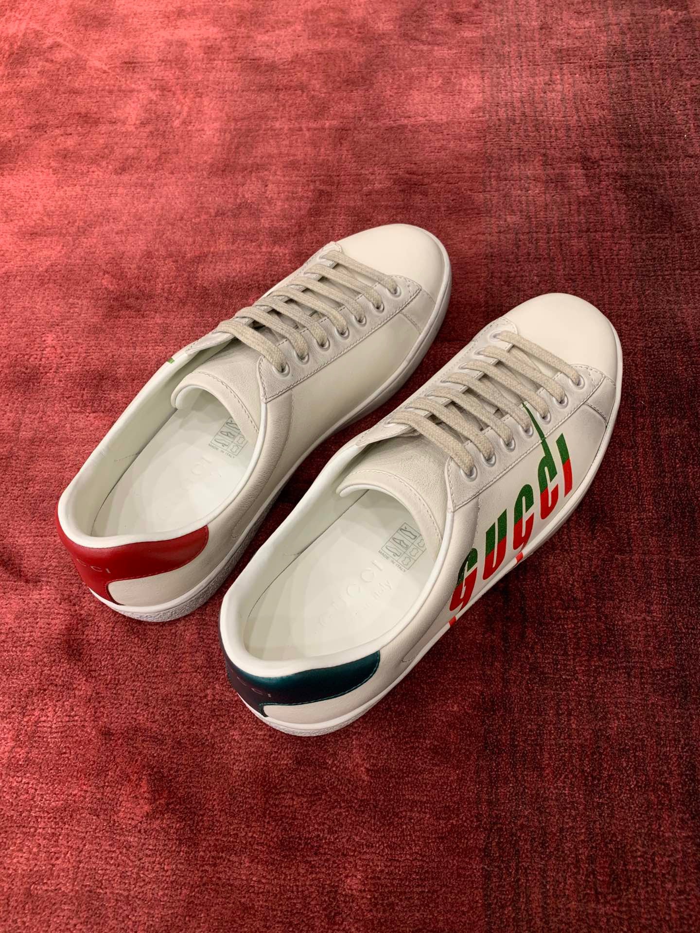 Gucci Sneakers