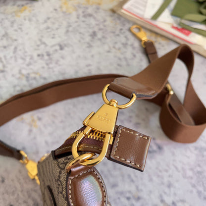 Gucci Messenger Bag