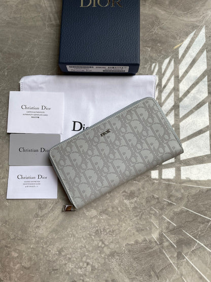 Dior Wallet
