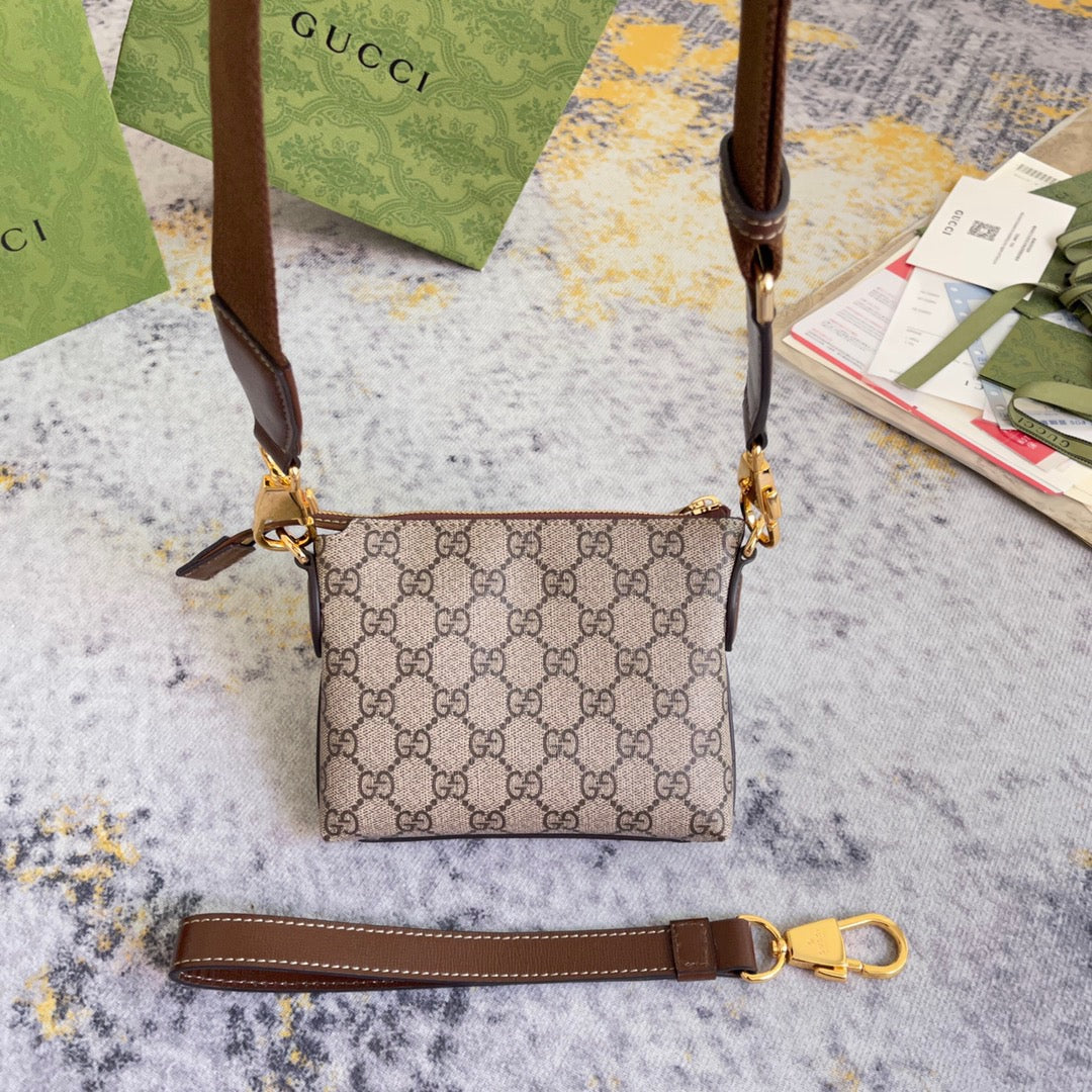 Gucci Messenger Bag