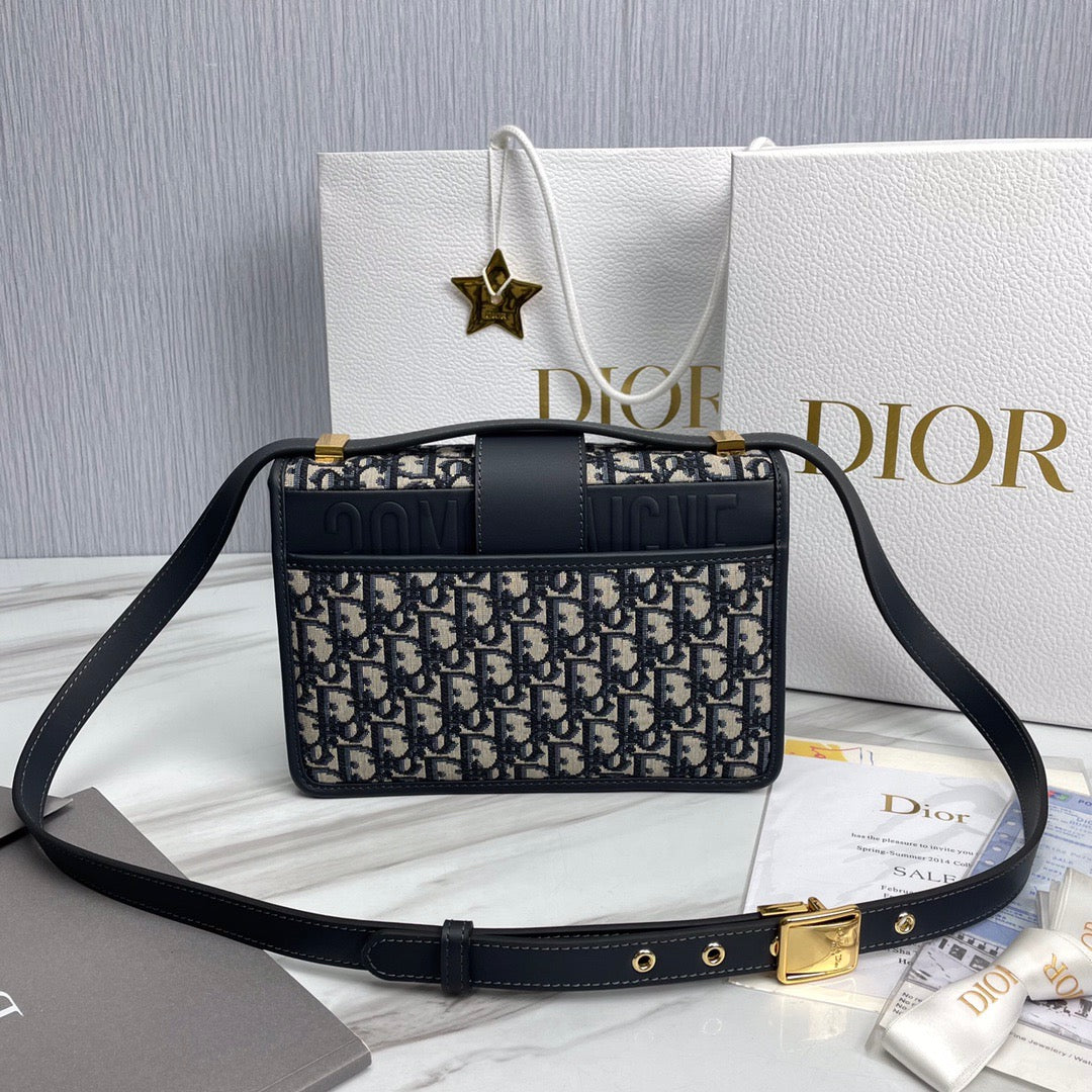 Dior Montaigne