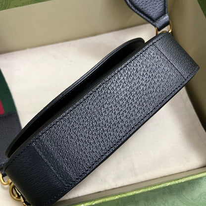 Gucci Messenger Bag