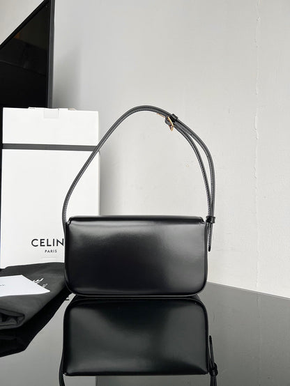 Celine Triomphe Hobo
