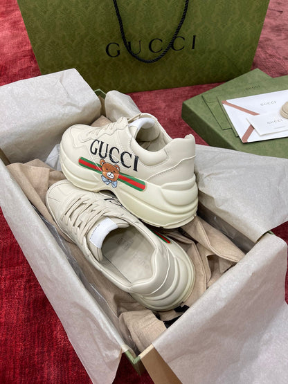 Gucci Sneakers