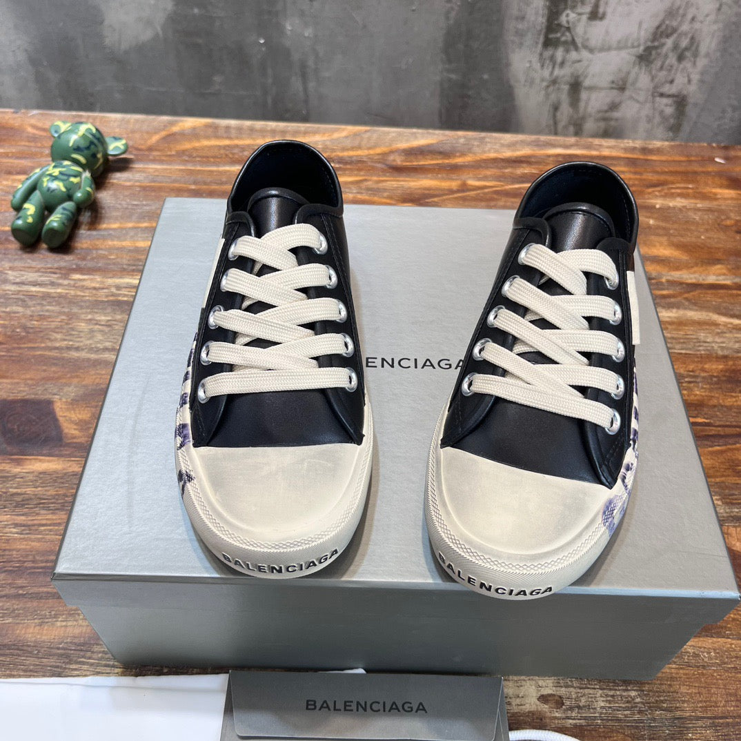 Balenciaga Sneakers