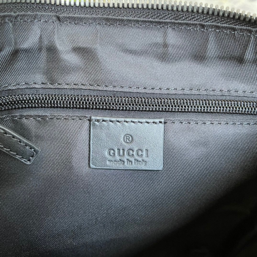 Gucci Messenger Bag