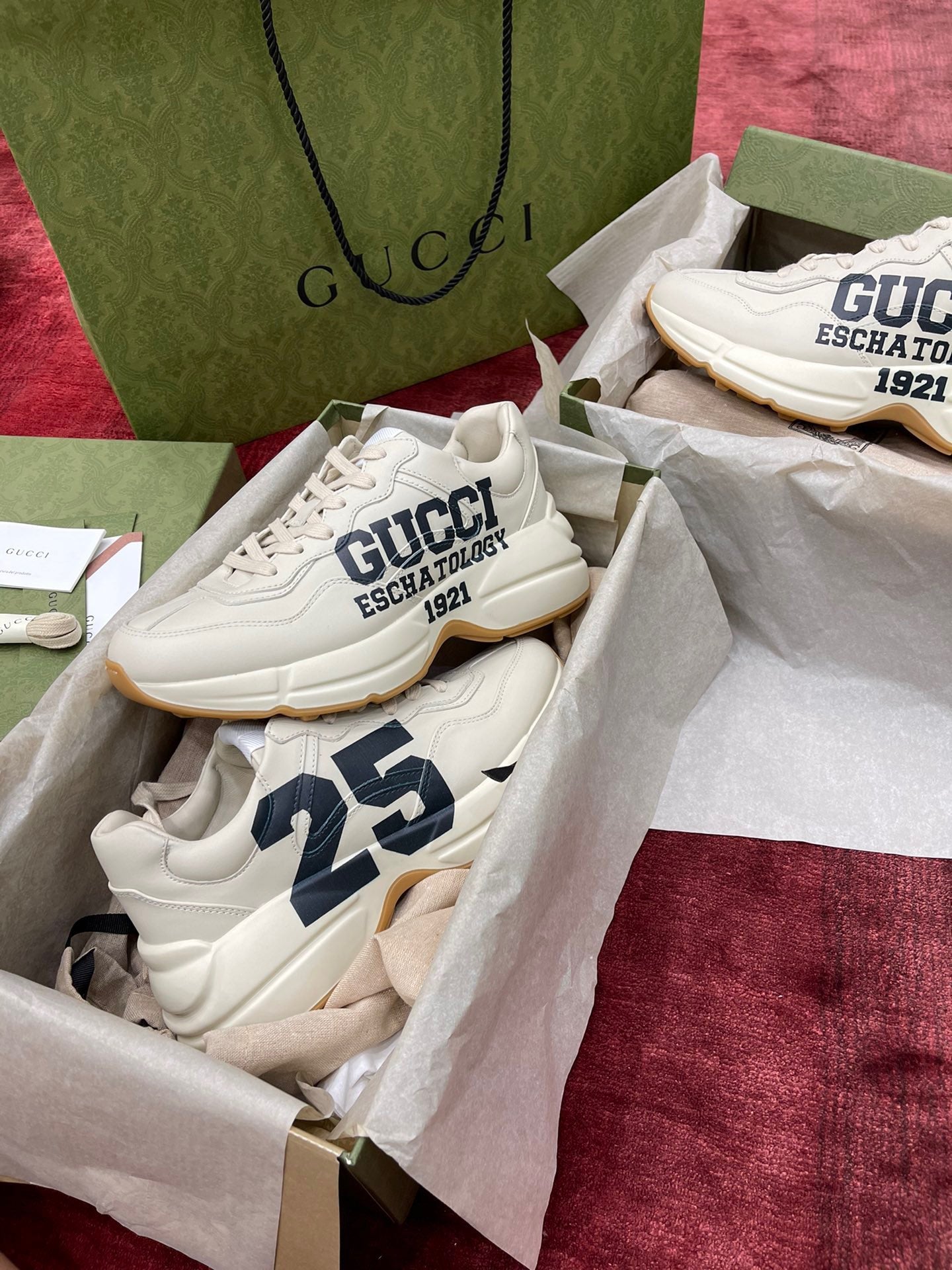 Gucci Sneakers