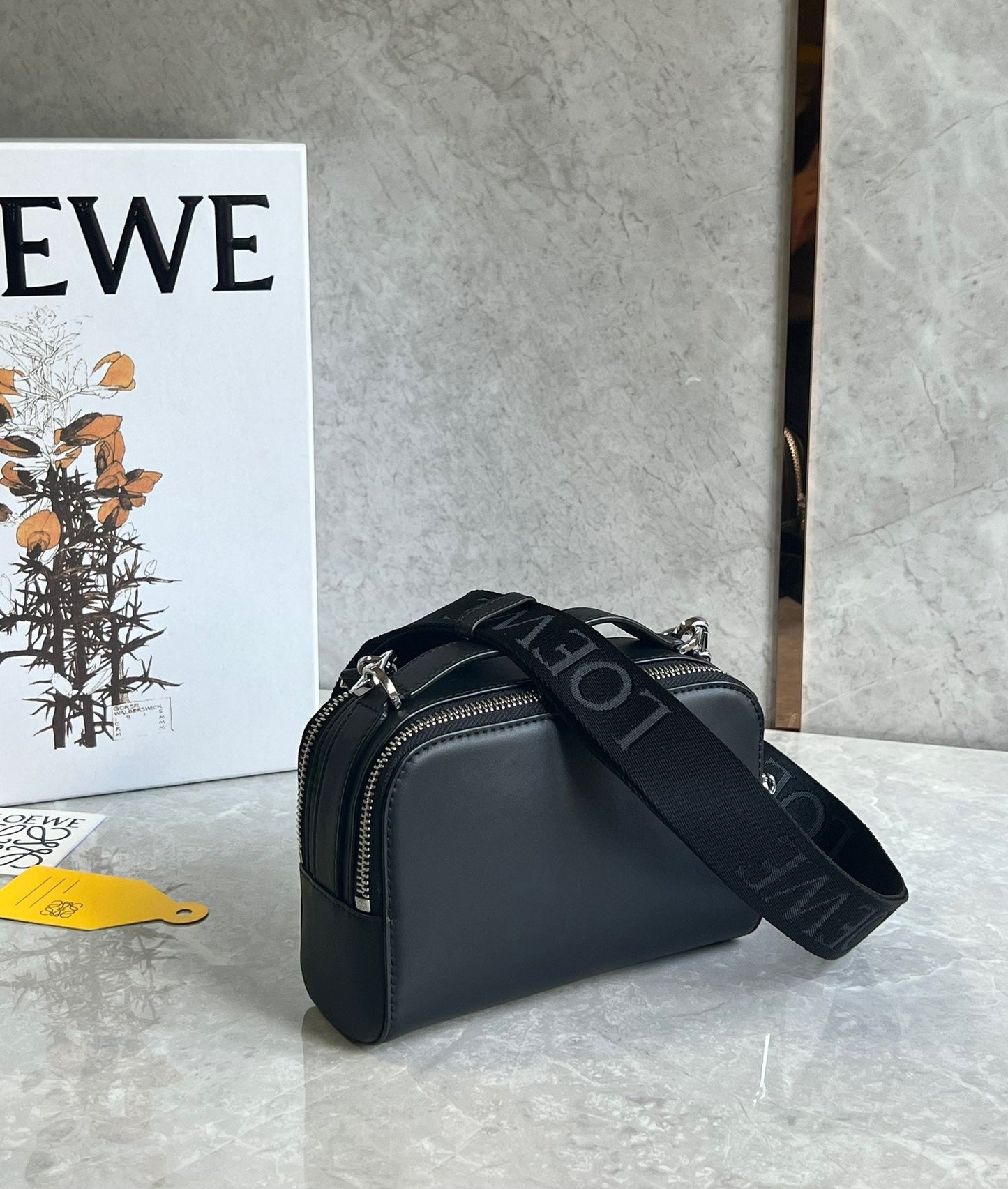 Loewe Messenger Bag