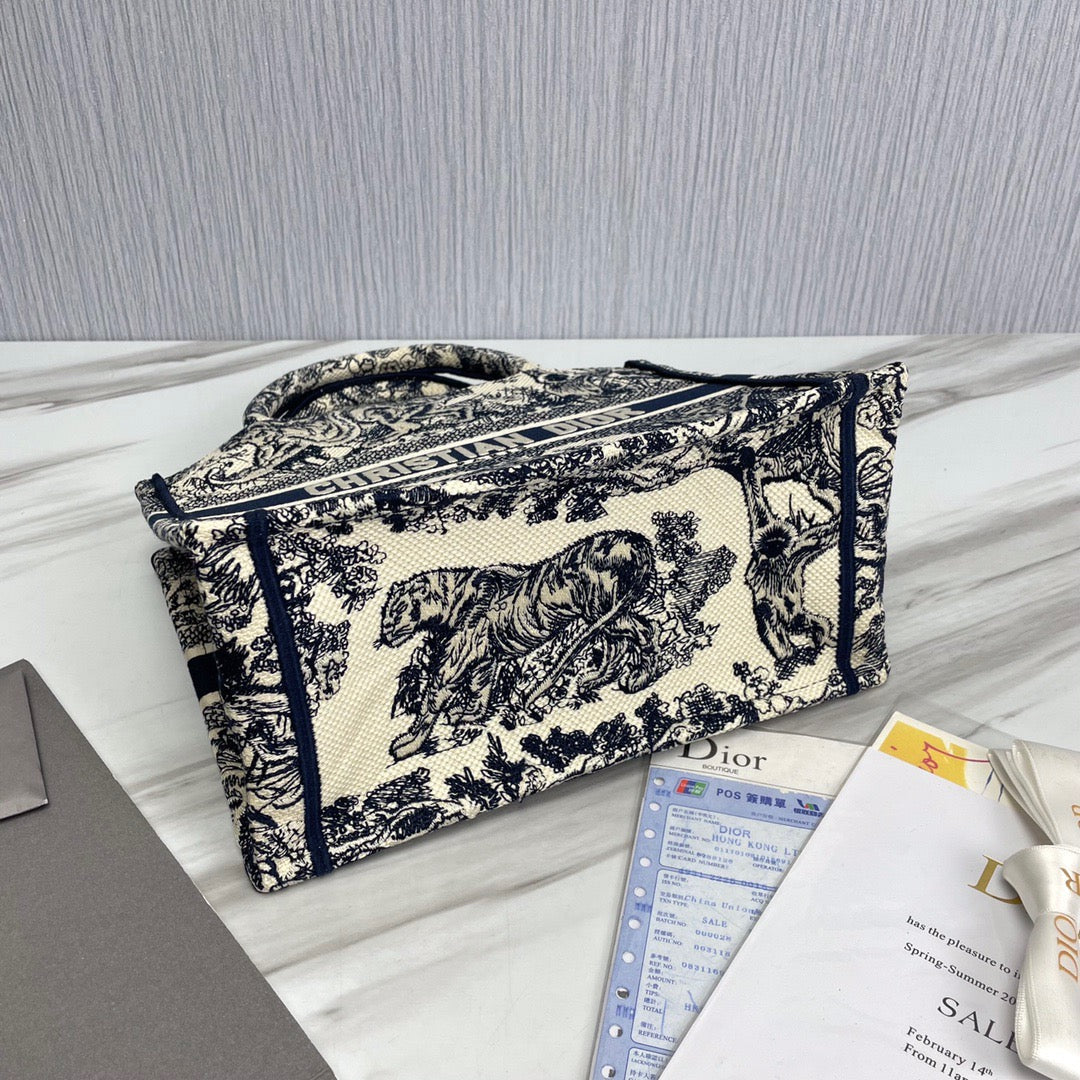 Dior BookTote