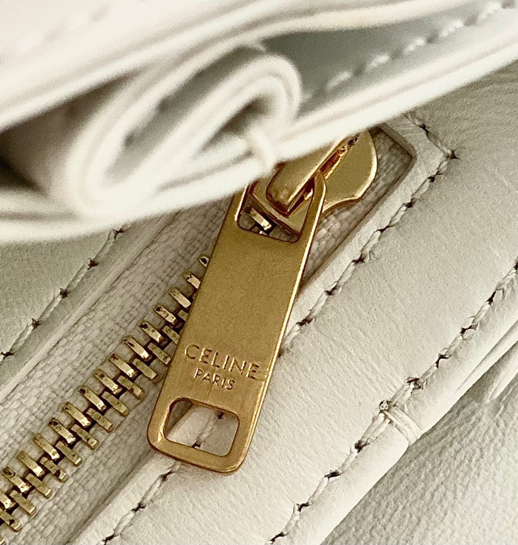 Celine Triomphe