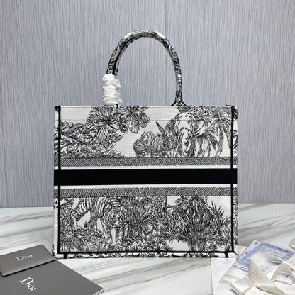 Dior BookTote