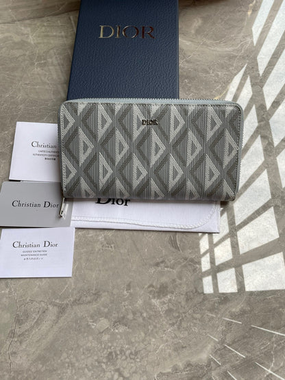 Dior Wallet