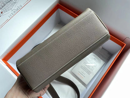 Hermes Clutch