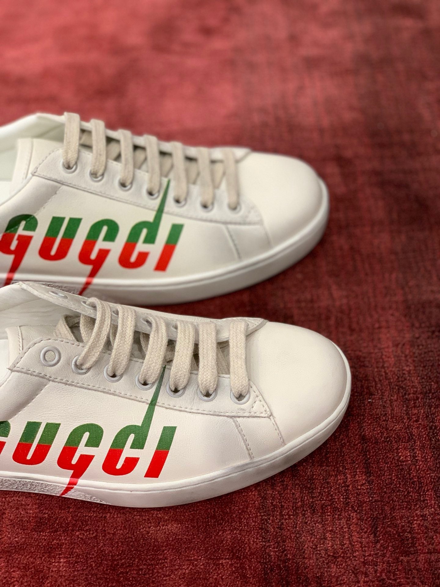 Gucci Sneakers