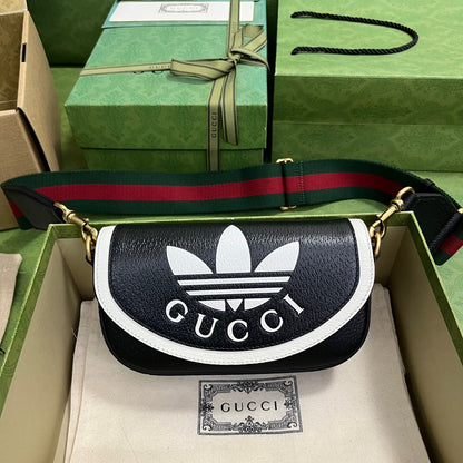 Gucci Messenger Bag