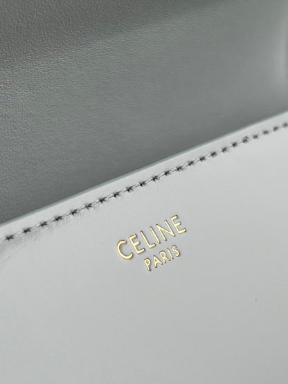 Celine Triomphe Hobo