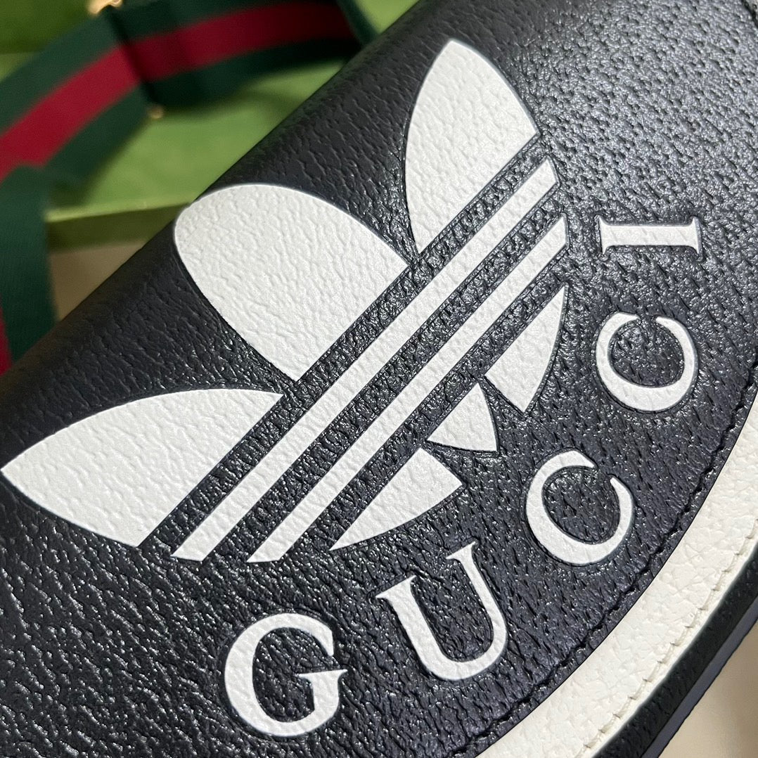 Gucci Messenger Bag