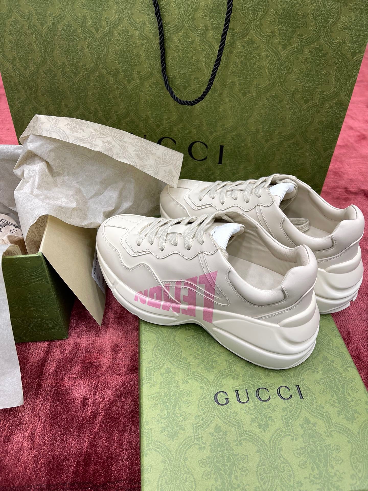 Gucci Sneakers